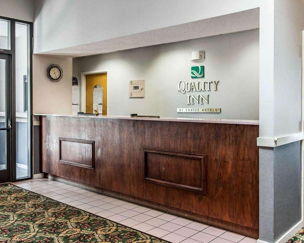 Quality Inn Rochester South Dalaman gambar